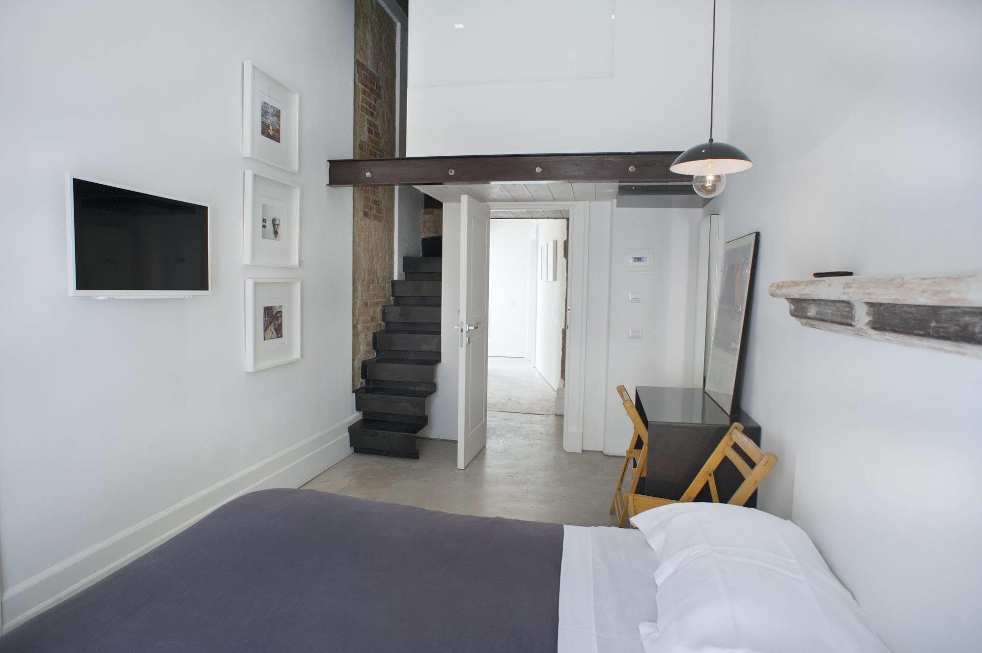 Belledonne & Gallery Napels